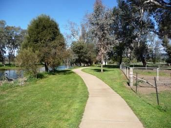 The Tumut Motor Inn - Dalby Accommodation 3