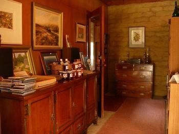 The Burrow At Wombat Bend - Dalby Accommodation 2