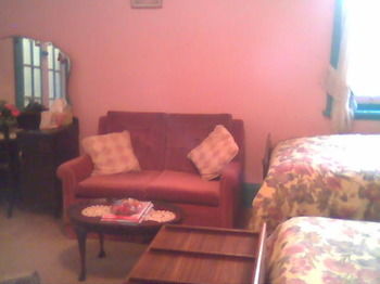 Hamilton Heritage B&B - Dalby Accommodation 26
