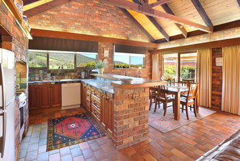 Langbrook Estate Cottages - Dalby Accommodation 19