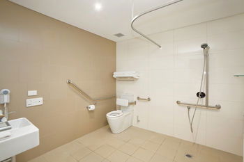 Royal Hotel Randwick - Dalby Accommodation 12