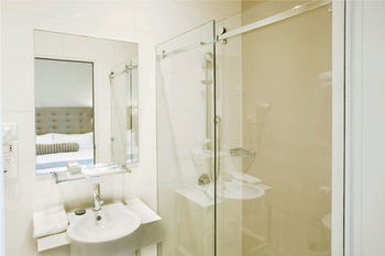 Royal Hotel Randwick - Dalby Accommodation 13