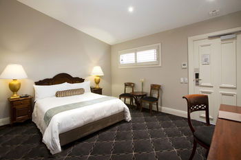 Royal Hotel Randwick - Dalby Accommodation 14