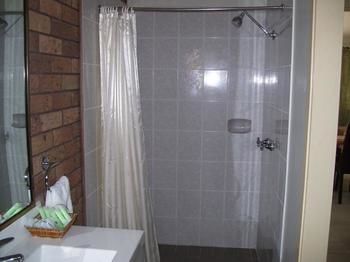 Glenwood Tourist Park & Motel - Dalby Accommodation 2