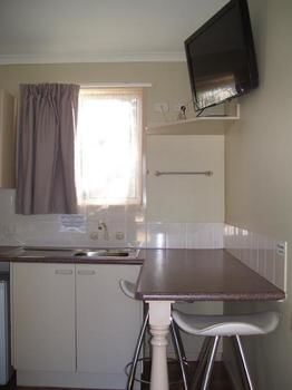 Glenwood Tourist Park & Motel - Dalby Accommodation 10