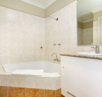 Edward Parry Motel amp Apartments - Dalby Accommodation
