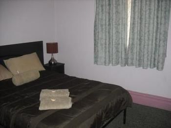 Station Hotel Motel Kurri Kurri - Dalby Accommodation 1