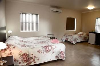 Station Hotel Motel Kurri Kurri - Dalby Accommodation 4