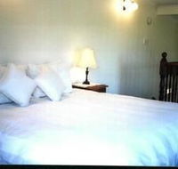 Hill Top Country Guest House - Dalby Accommodation