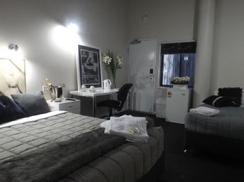 Airport Hotel Sydney - Dalby Accommodation 2
