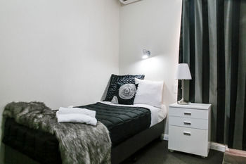 Airport Hotel Sydney - Dalby Accommodation 3