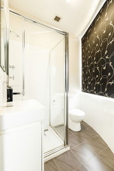 Airport Hotel Sydney - Dalby Accommodation 24