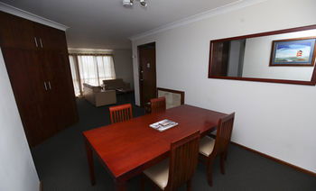 Central Serviced Apartments - Dalby Accommodation 18