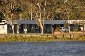Edgewater Motel Ulladulla - Dalby Accommodation 6