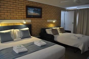 Edgewater Motel Ulladulla - Dalby Accommodation 13