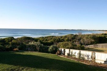 Culburra Beach House - Dalby Accommodation 11