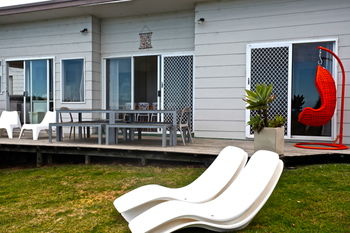 Culburra Beach House - Dalby Accommodation 27