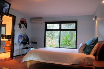 Cherryblossom B&B - Dalby Accommodation 27