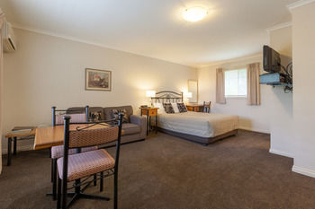 Yarra Gables Motel - Dalby Accommodation 36