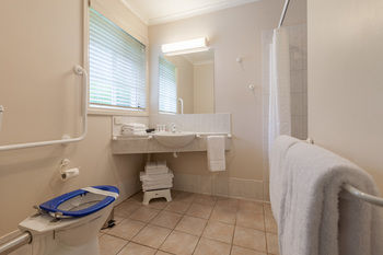 Yarra Gables Motel - Dalby Accommodation 44