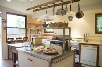 Bawley Bush Retreat And Cottages - Dalby Accommodation 0