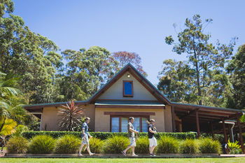 Bawley Bush Retreat And Cottages - Dalby Accommodation 6