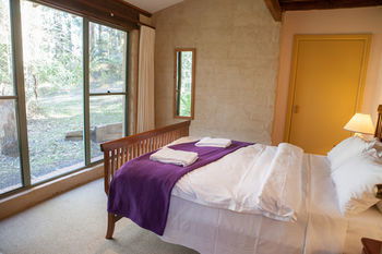 Bawley Bush Retreat And Cottages - Dalby Accommodation 18