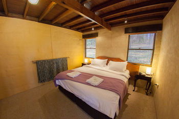 Bawley Bush Retreat And Cottages - Dalby Accommodation 27