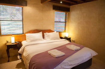 Bawley Bush Retreat And Cottages - Dalby Accommodation 29