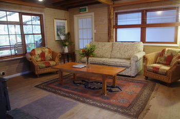 Bawley Bush Retreat And Cottages - Dalby Accommodation 74