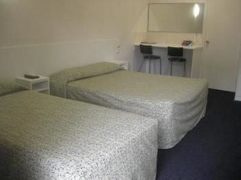 Central Motel Mooloolaba - Dalby Accommodation 4