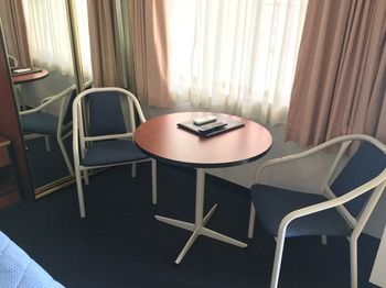 Town & Country Motel - Dalby Accommodation 9