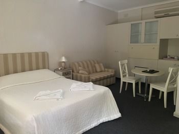 Town & Country Motel - Dalby Accommodation 12