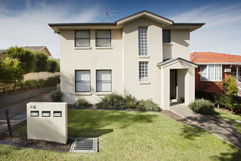 Charlestown Terrace - Dalby Accommodation 4