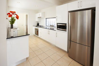 Charlestown Terrace - Dalby Accommodation 8
