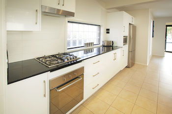 Charlestown Terrace - Dalby Accommodation 9