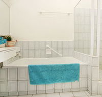 Wattle Holiday Rental - Dalby Accommodation