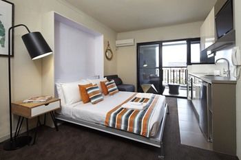 Randwick Central Suites - Dalby Accommodation 2
