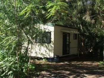 Jervis Bay Cabins - Dalby Accommodation 1