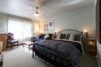 Strathvea Guest House - Dalby Accommodation 8