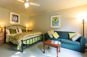 Strathvea Guest House - Dalby Accommodation 18