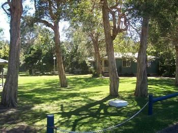 Budgewoi Holiday Park - Dalby Accommodation 5
