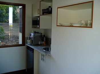 Montville Oceanview Cottages - Dalby Accommodation 6