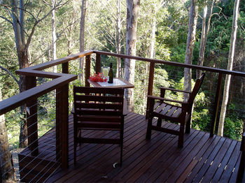 Montville Oceanview Cottages - Dalby Accommodation 12