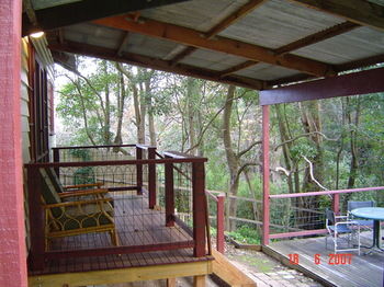 Stones Throw Cottage Bed & Breakfast - Dalby Accommodation 13
