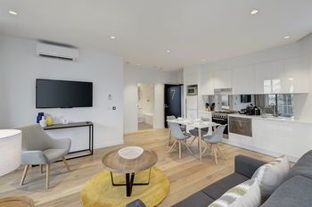 Camberwell Serviced Apartment Hotel - Dalby Accommodation 7