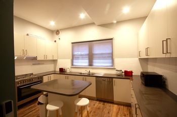 Dalziel Lodge - Dalby Accommodation 0