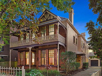 Dalziel Lodge - Dalby Accommodation 1