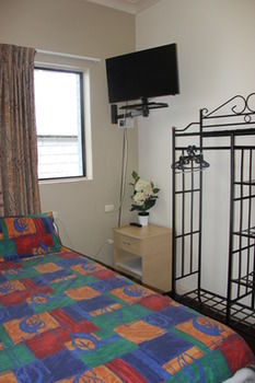 Coogee Beachside Budget Accommodation - Hostel - Dalby Accommodation 3
