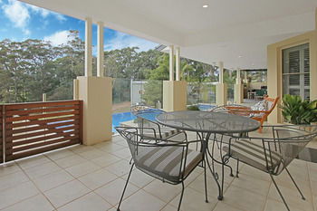 The Ridge Retreat At Mollymook - Dalby Accommodation 3